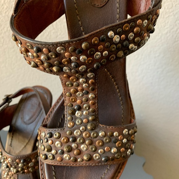 $75🔥 Brown platform Frye sandals size 8.5US - Picture 3 of 9